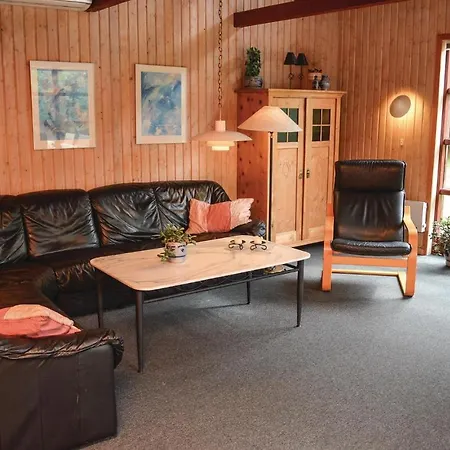 Four-bedroom Holiday In Toftlund