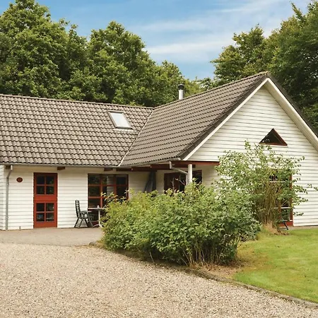 Holiday home Four-bedroom Holiday In Toftlund