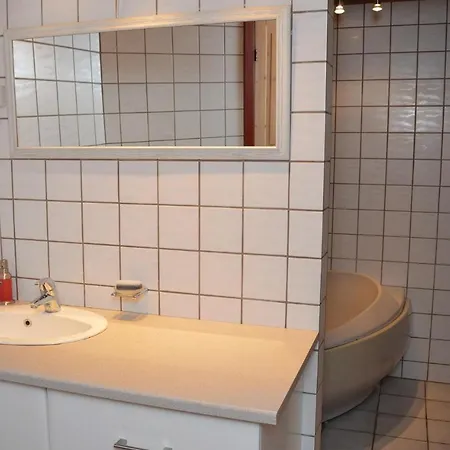 Holiday home Four-bedroom Holiday In Toftlund